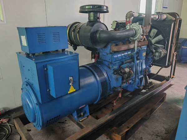 息县100kW柴油发电机组使用多级机油有哪些优缺点？
